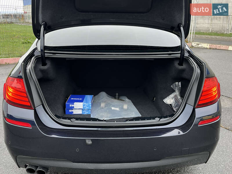 Седан BMW 5 Series 2016 в Виннице