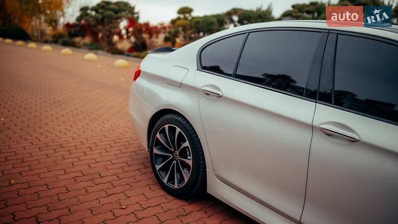 Седан BMW 5 Series 2013 в Черновцах фото 8 Седан BMW 5 Series 2013 в Черновцах