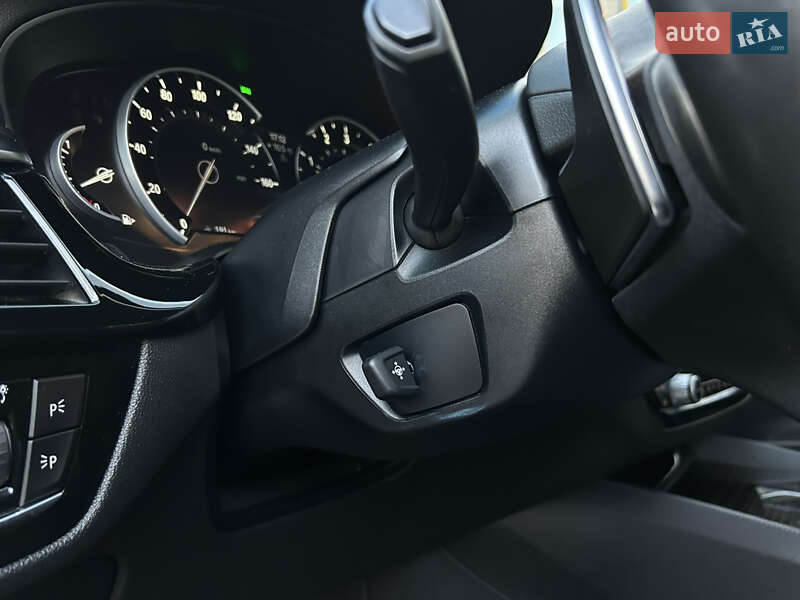 Седан BMW 5 Series 2017 в Николаеве