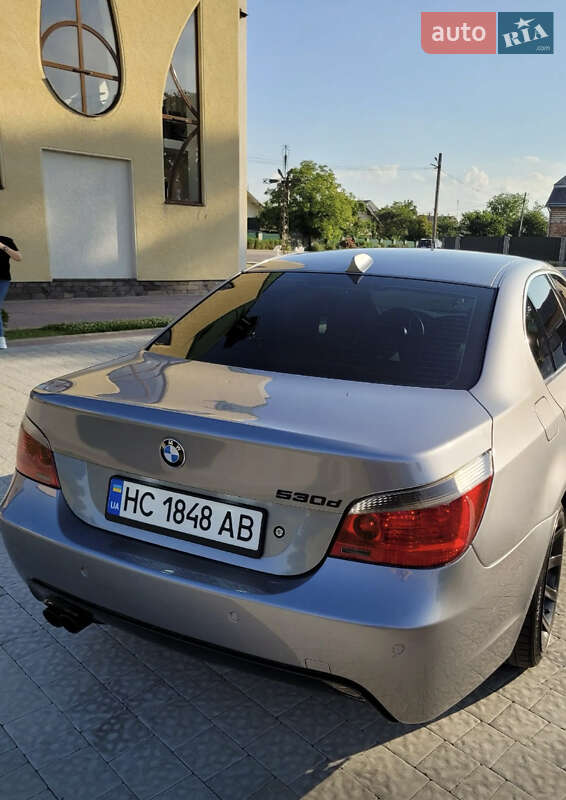 Седан BMW 5 Series 2004 в Львове