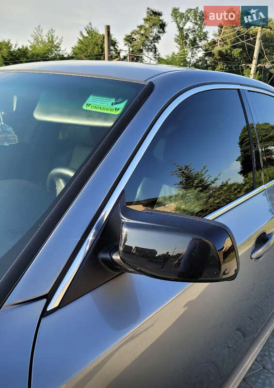 Седан BMW 5 Series 2004 в Львове