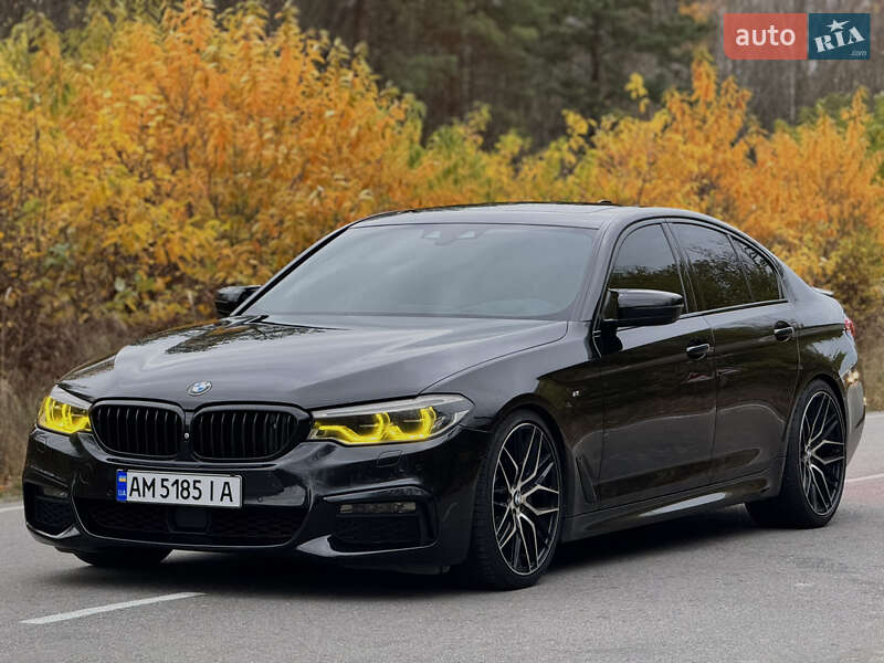 Седан BMW 5 Series 2017 в Олевске