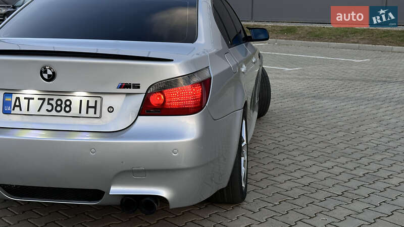 Седан BMW 5 Series 2004 в Коломые