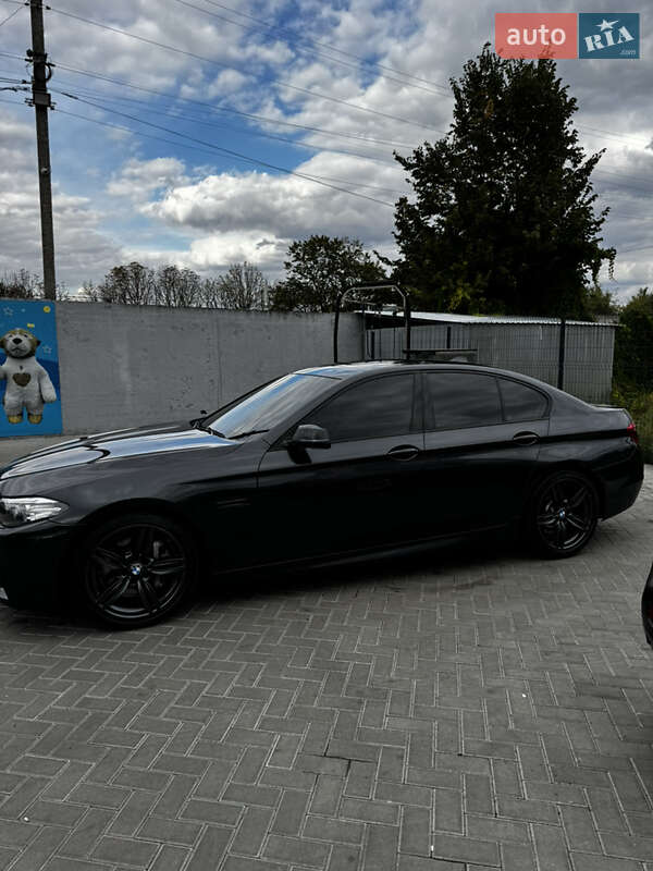 Седан BMW 5 Series 2014 в Царичанці