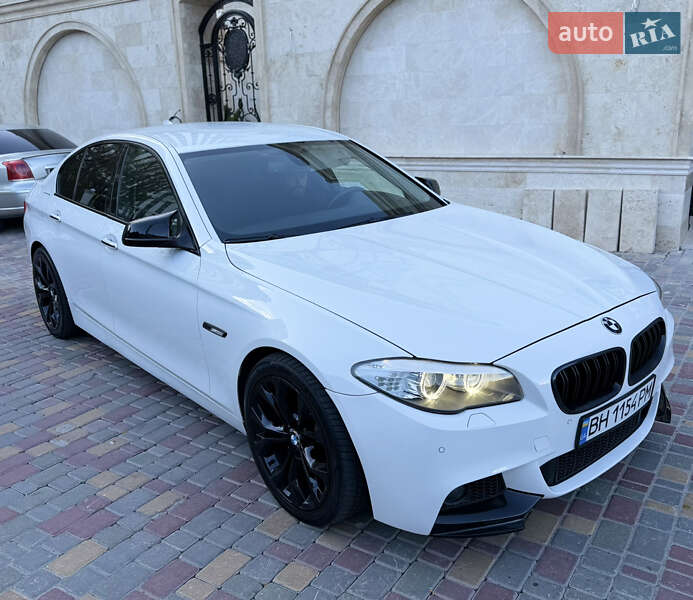 Седан BMW 5 Series 2010 в Одессе