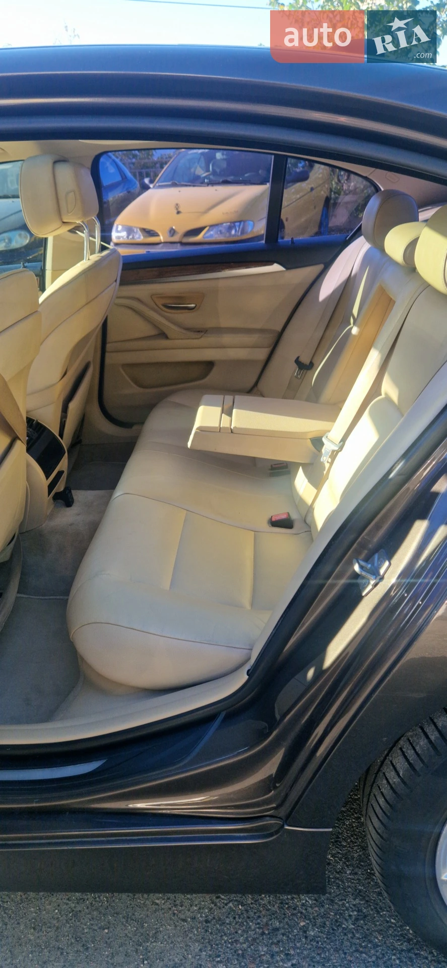 2010 BMW 5er - мініатюра 12