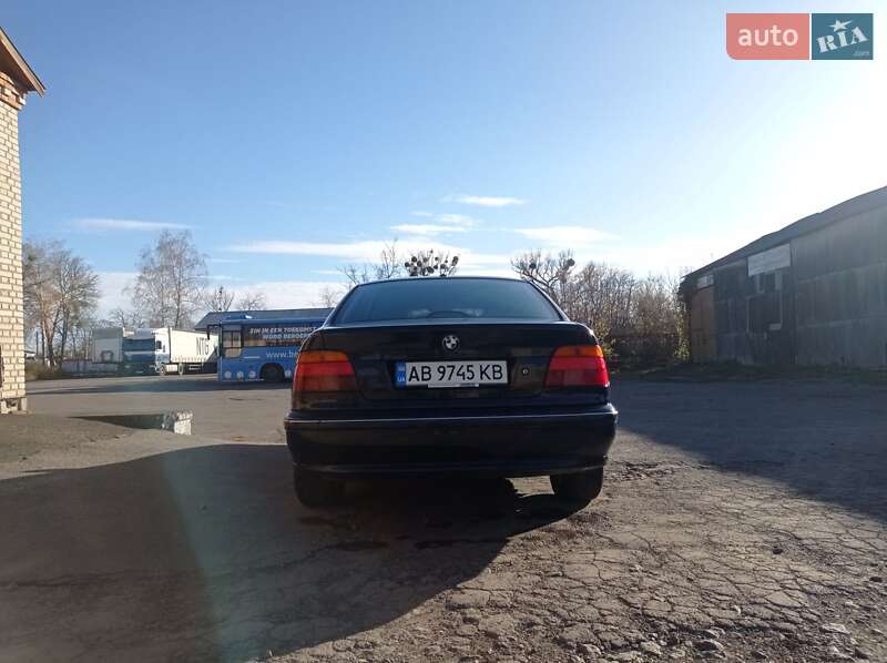 Седан BMW 5 Series 1996 в Немирове