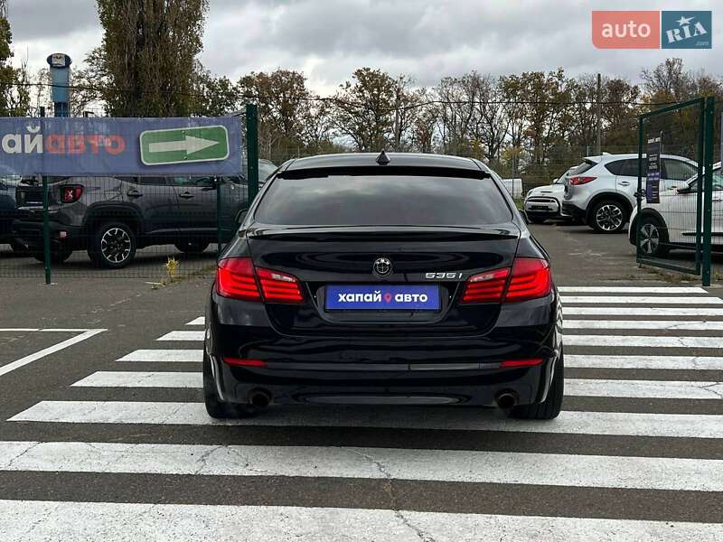 Седан BMW 5 Series 2010 в Одесі