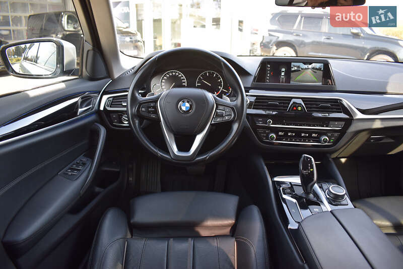 Седан BMW 5 Series 2019 в Киеве