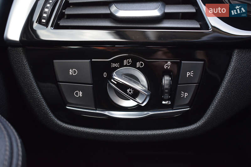 Седан BMW 5 Series 2019 в Киеве