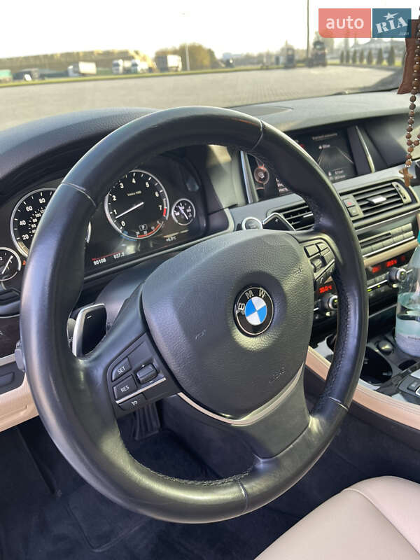 Седан BMW 5 Series 2016 в Днепре