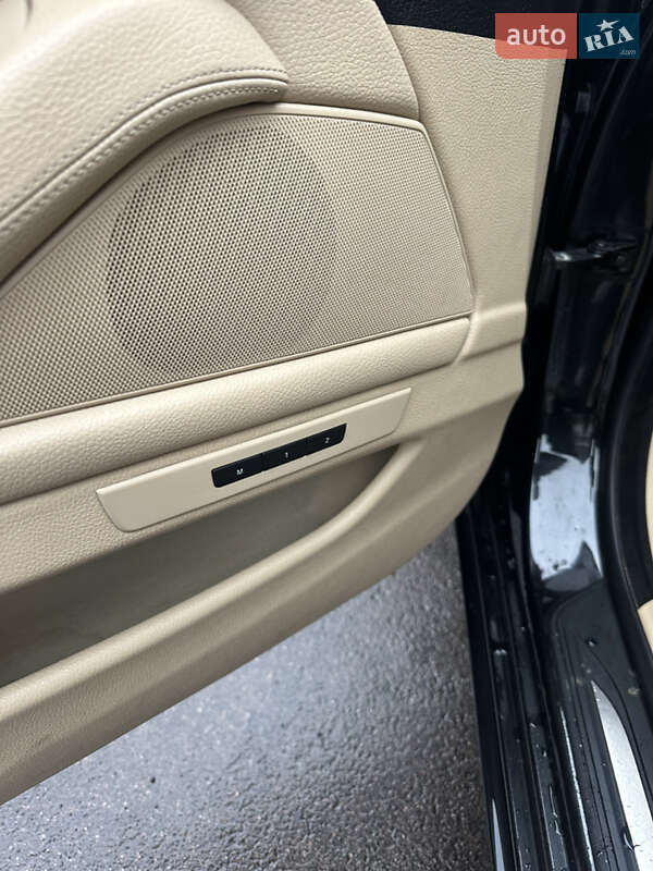 Седан BMW 5 Series 2013 в Киеве