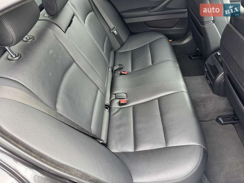 Седан BMW 5 Series 2014 в Виннице