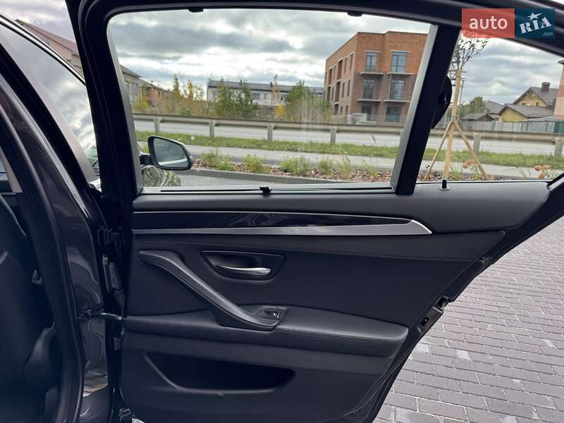 Седан BMW 5 Series 2014 в Виннице