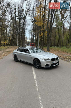 Седан BMW 5 Series 2011 в Черновцах