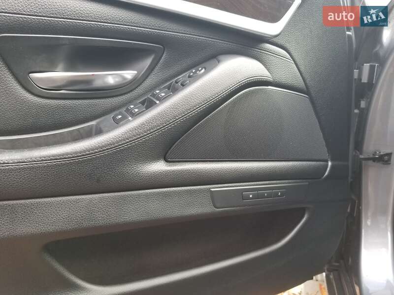 Седан BMW 5 Series 2013 в Одессе