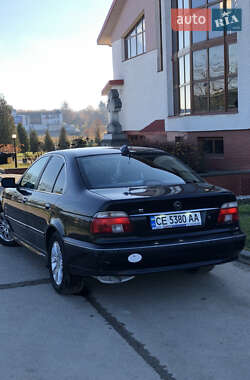 Седан BMW 5 Series 2000 в Львові