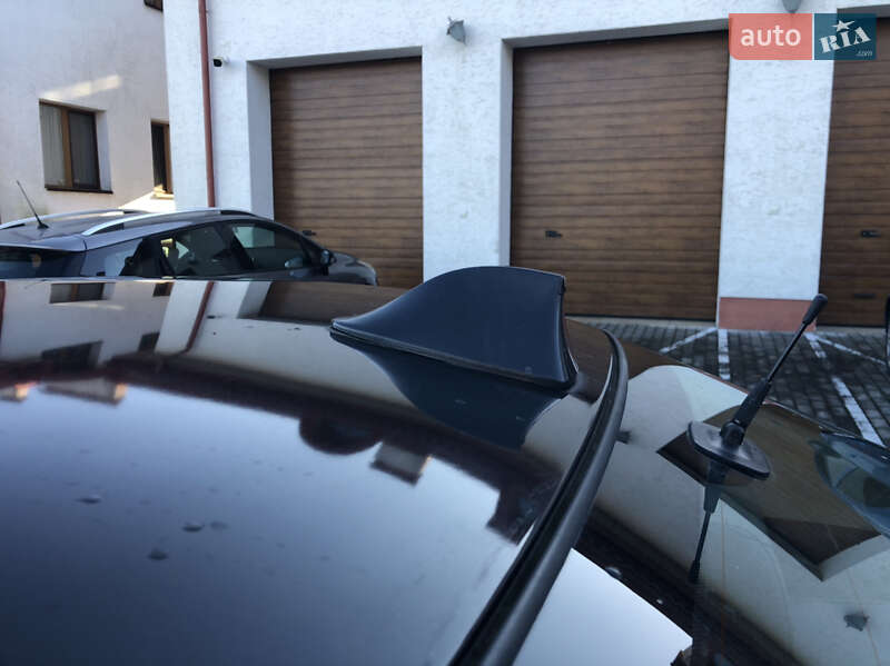 Седан BMW 5 Series 2000 в Львове