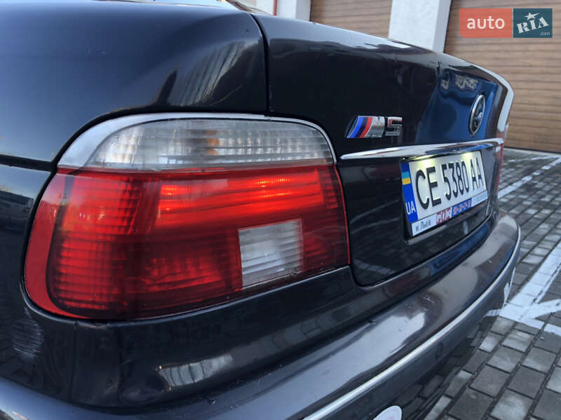 Седан BMW 5 Series 2000 в Львове
