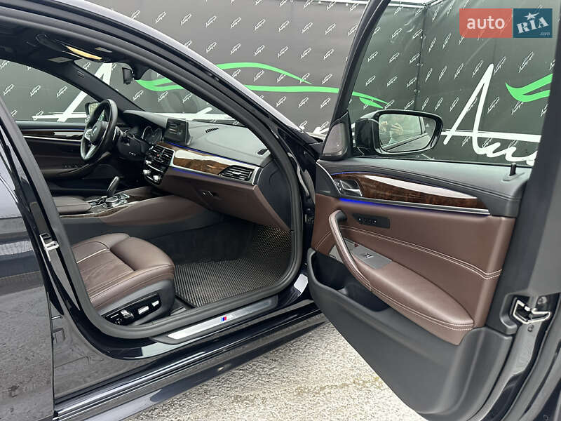 Седан BMW 5 Series 2018 в Киеве фото 23 Седан BMW 5 Series 2018 в Киеве