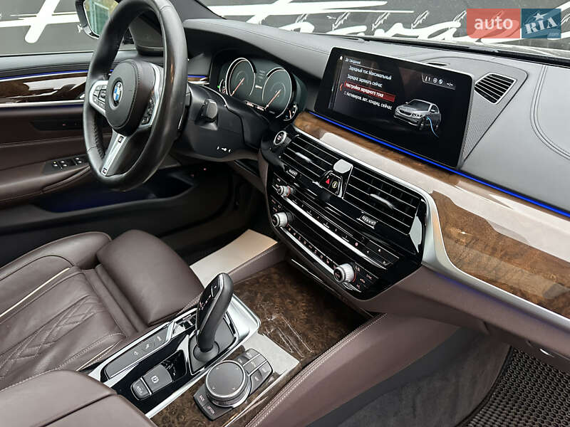 Седан BMW 5 Series 2018 в Киеве фото 26 Седан BMW 5 Series 2018 в Киеве