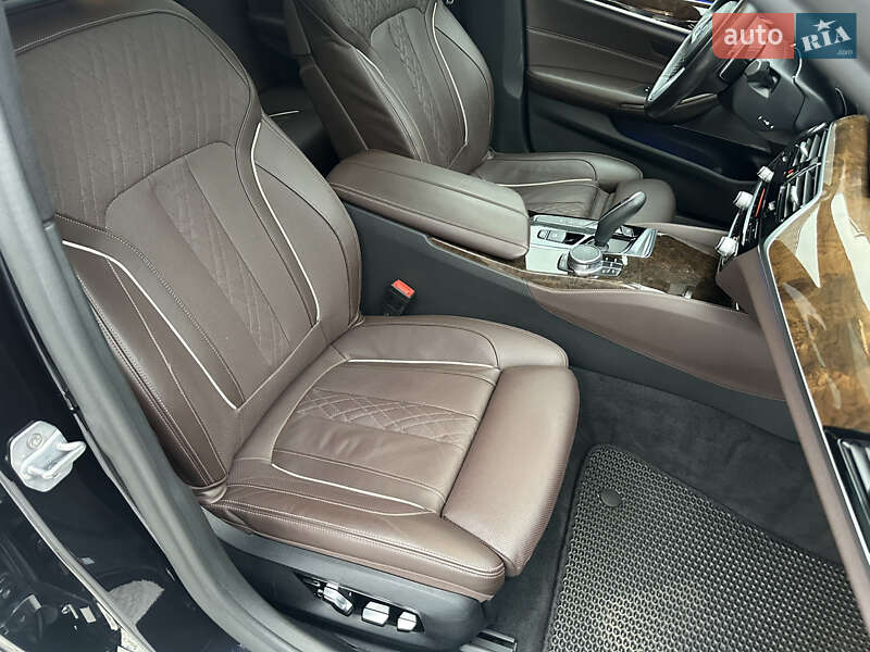 Седан BMW 5 Series 2018 в Киеве фото 27 Седан BMW 5 Series 2018 в Киеве