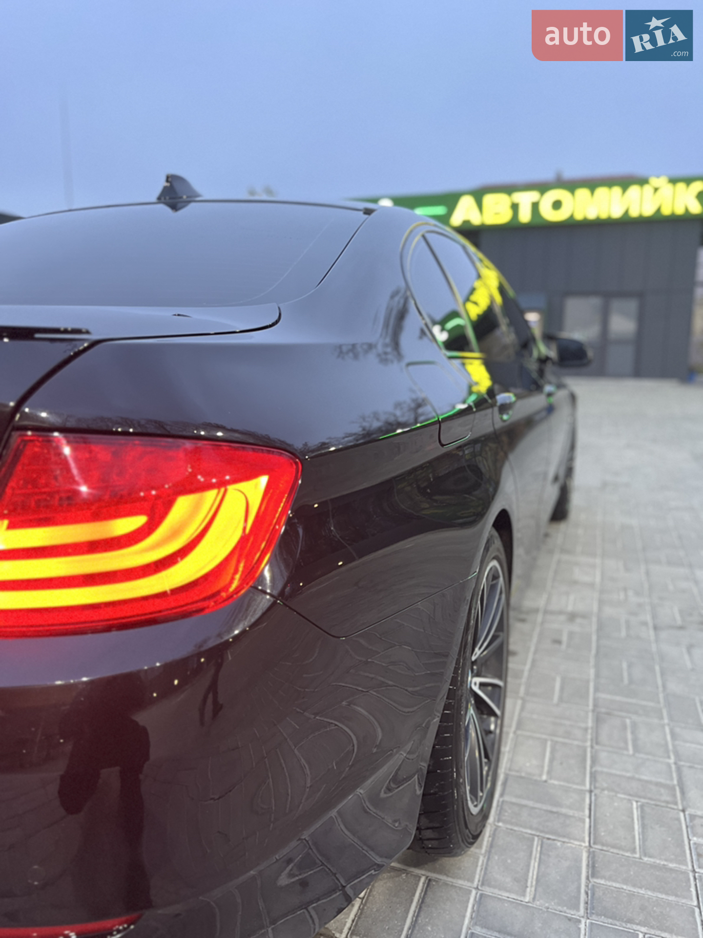 2010 BMW 5er - мініатюра 12