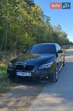 Седан BMW 5 Series 2004 в Львове