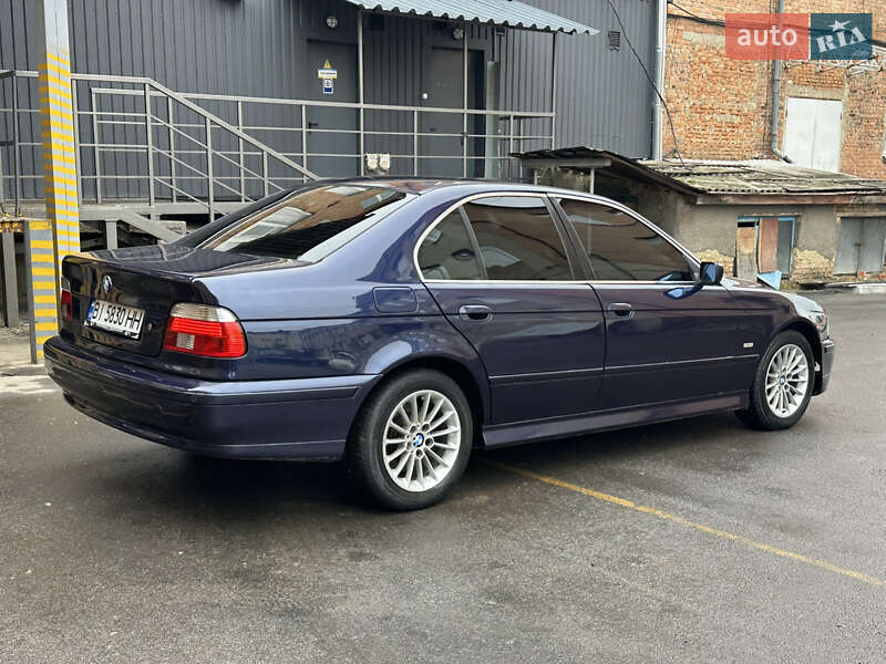 Седан BMW 5 Series 2001 в Тульчині