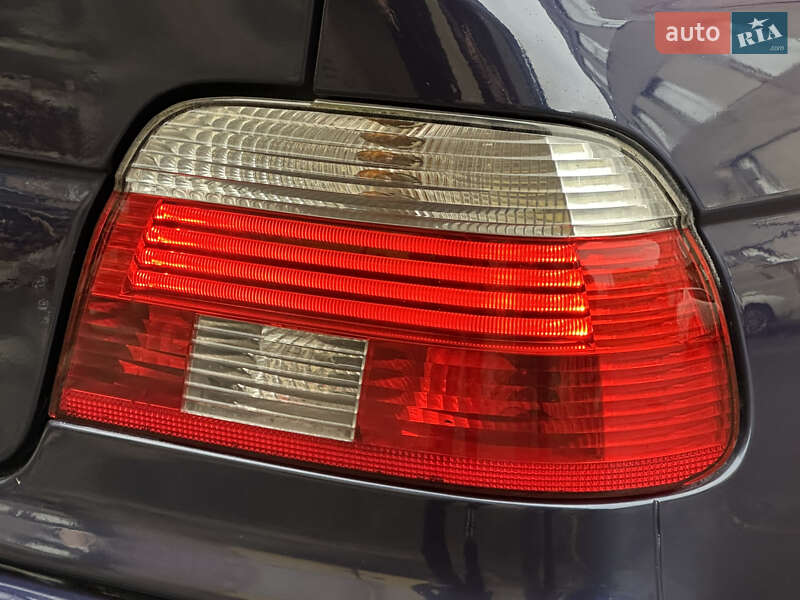 Седан BMW 5 Series 2001 в Тульчині