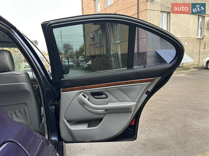 Седан BMW 5 Series 2001 в Тульчині