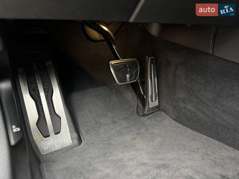 Седан BMW 5 Series 2017 в Житомире