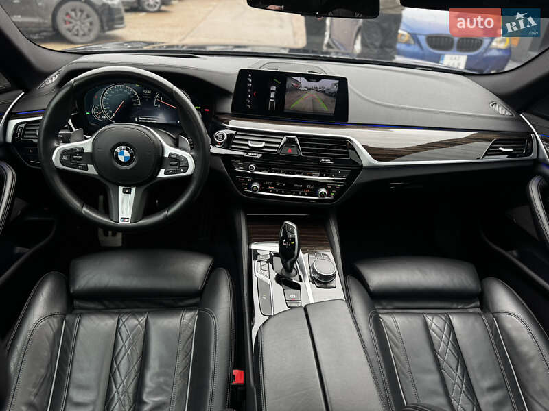 Седан BMW 5 Series 2017 в Житомире