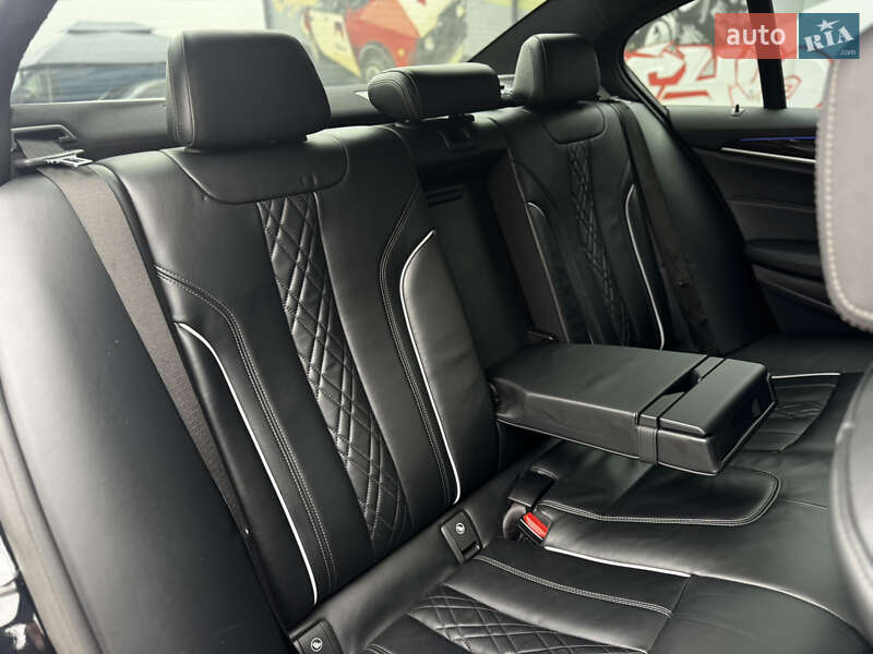 Седан BMW 5 Series 2017 в Житомире