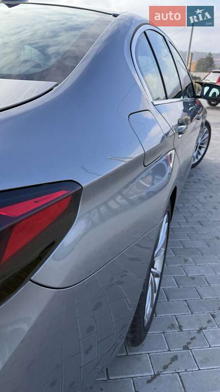 Седан BMW 5 Series 2023 в Львове