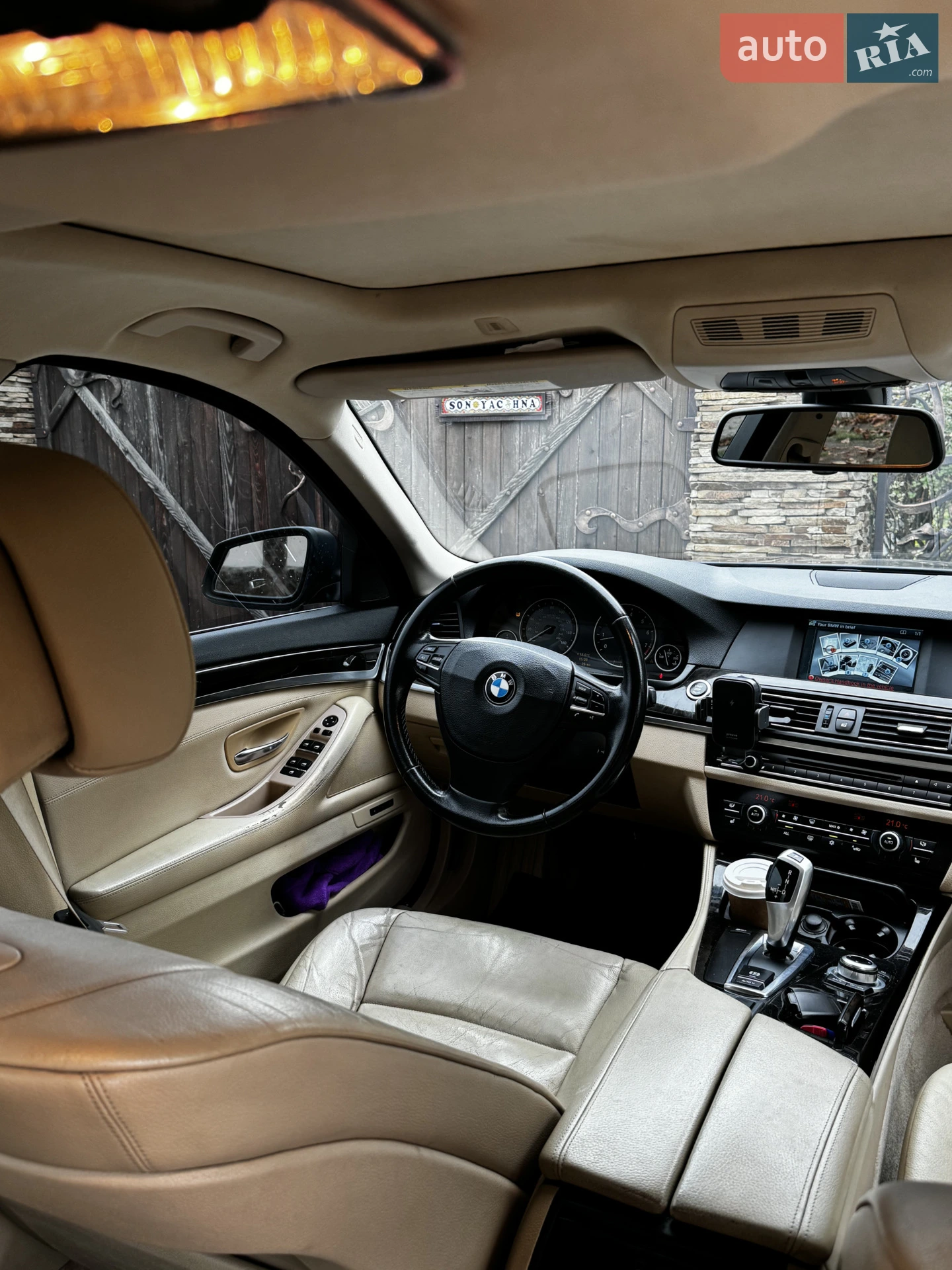 2010 BMW 5er - мініатюра 9