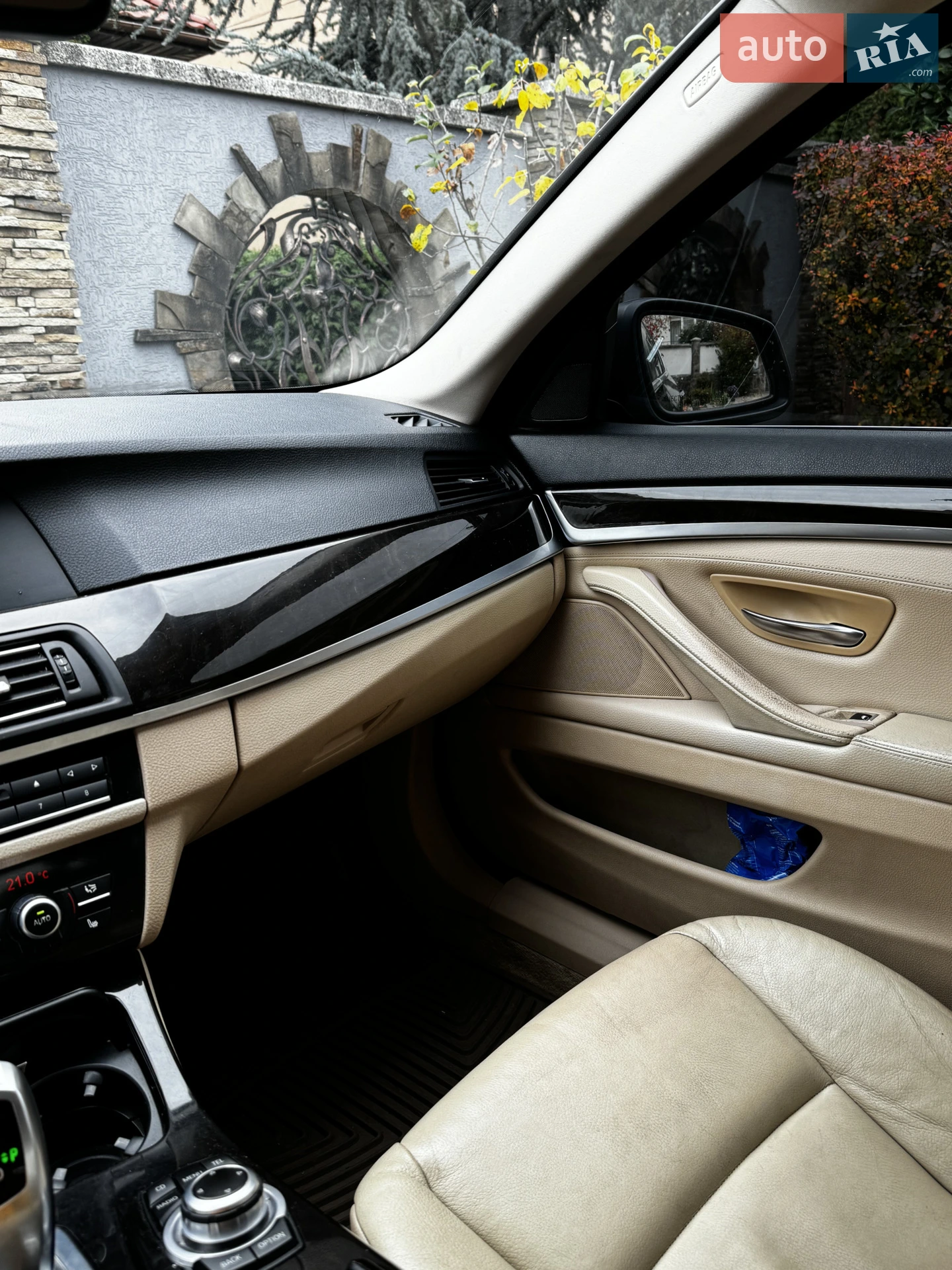 2010 BMW 5er - мініатюра 17