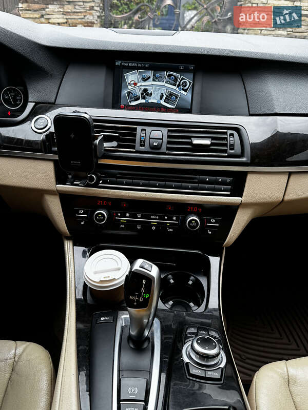 Седан BMW 5 Series 2010 в Ужгороді фото 11 Седан BMW 5 Series 2010 в Ужгороді