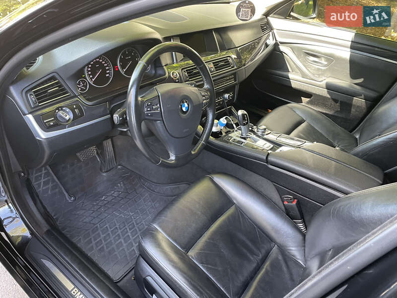 Седан BMW 5 Series 2014 в Львове