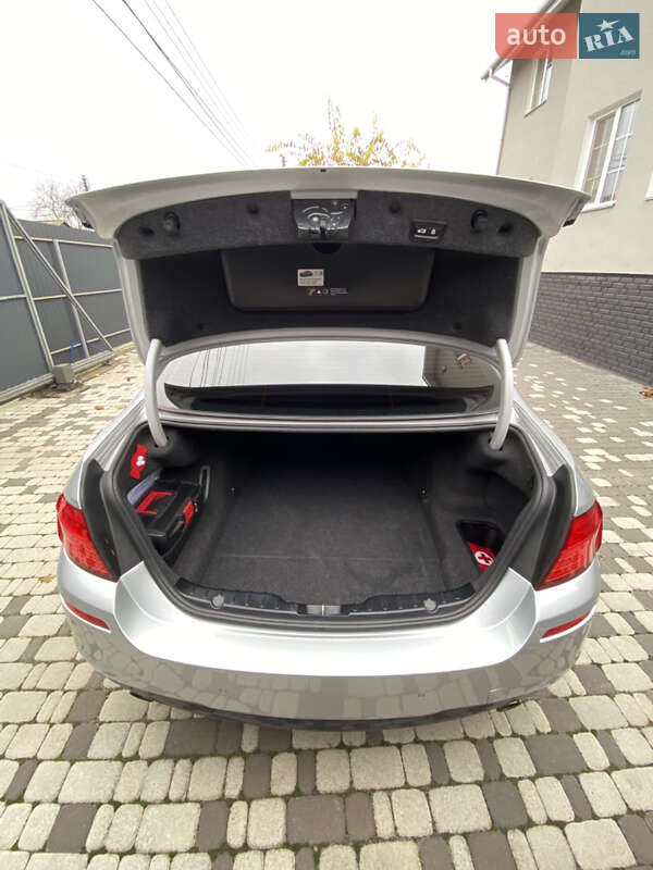 Седан BMW 5 Series 2014 в Киеве