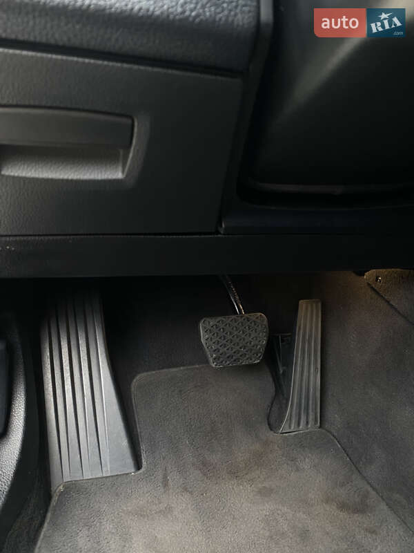 Седан BMW 5 Series 2014 в Киеве