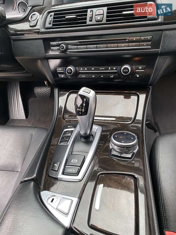 Седан BMW 5 Series 2014 в Киеве