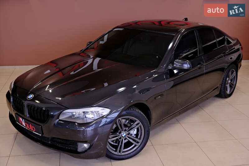 Седан BMW 5 Series 2013 в Одессе