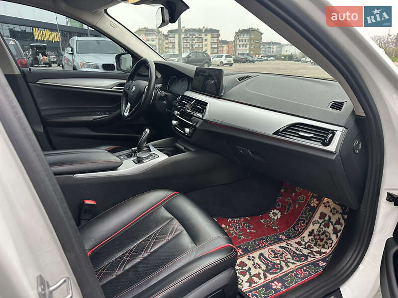 Седан BMW 5 Series 2017 в Киеве