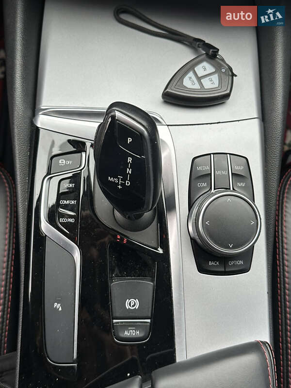 Седан BMW 5 Series 2017 в Киеве