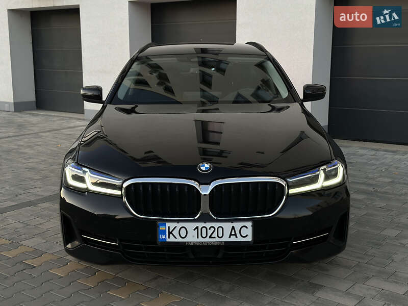 Универсал BMW 5 Series 2021 в Ужгороде фото Универсал BMW 5 Series 2021 в Ужгороде