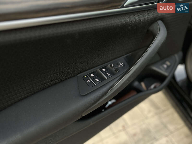 Универсал BMW 5 Series 2021 в Ужгороде фото 8 Универсал BMW 5 Series 2021 в Ужгороде