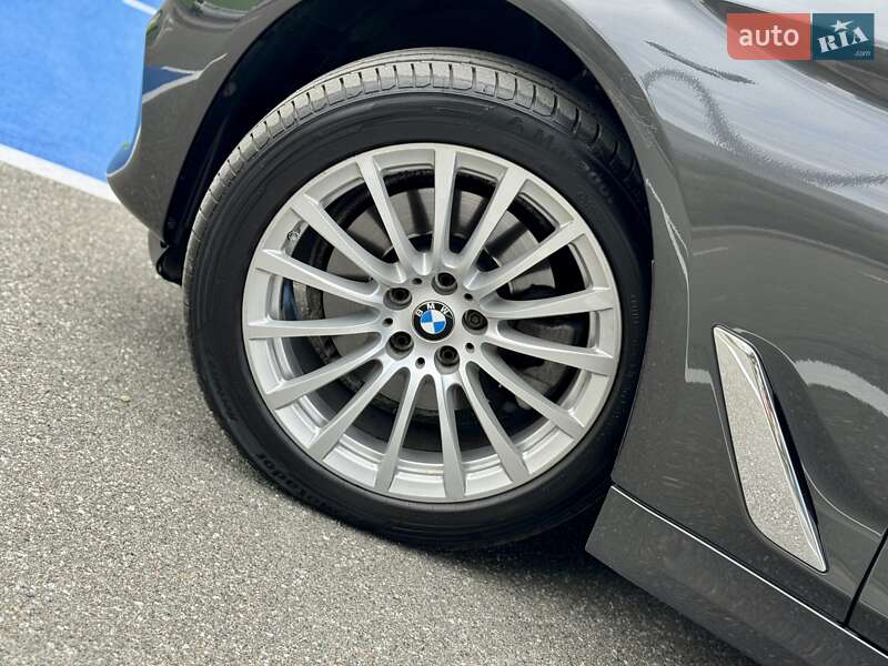 Універсал BMW 5 Series 2017 в Києві фото 29 Універсал BMW 5 Series 2017 в Києві