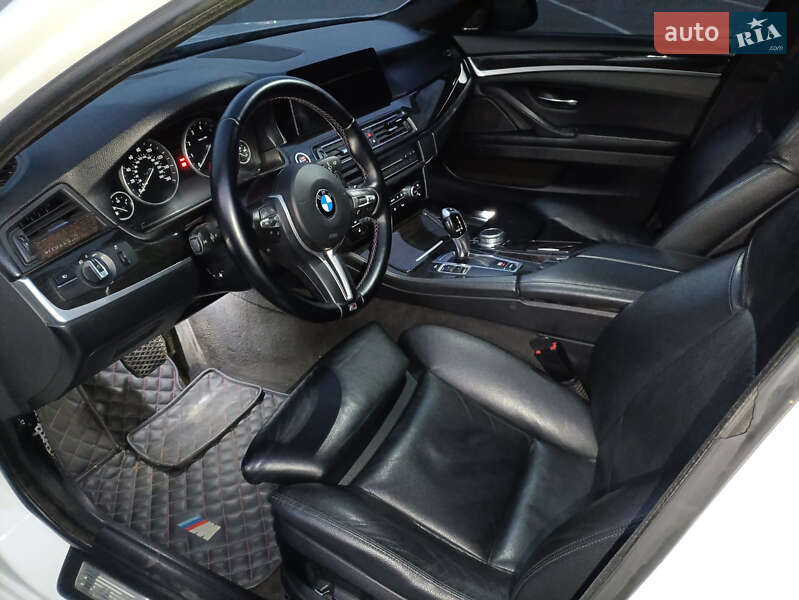 Седан BMW 5 Series 2011 в Одесі