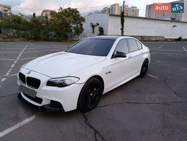 Седан BMW 5 Series 2011 в Одесі